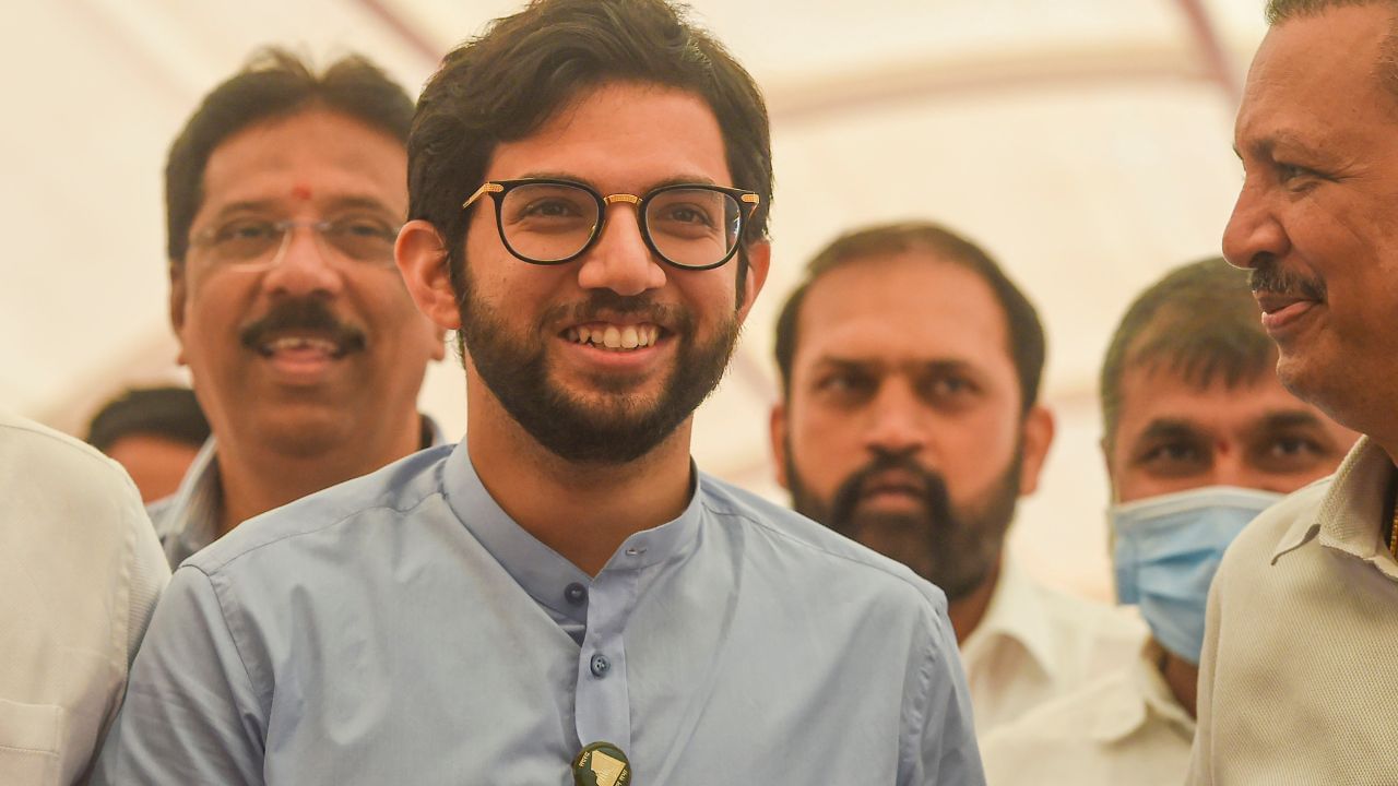 Aditya Thackeray বশবসঘতকর যদ দল ফরত চয তব শনডর