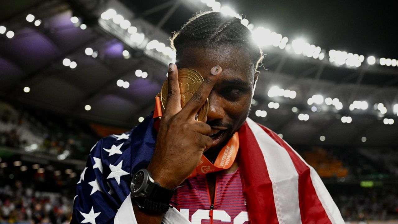 Noah Lyles ২০০ মটর সপরনট সনর হযটটরক বলটক ছলন