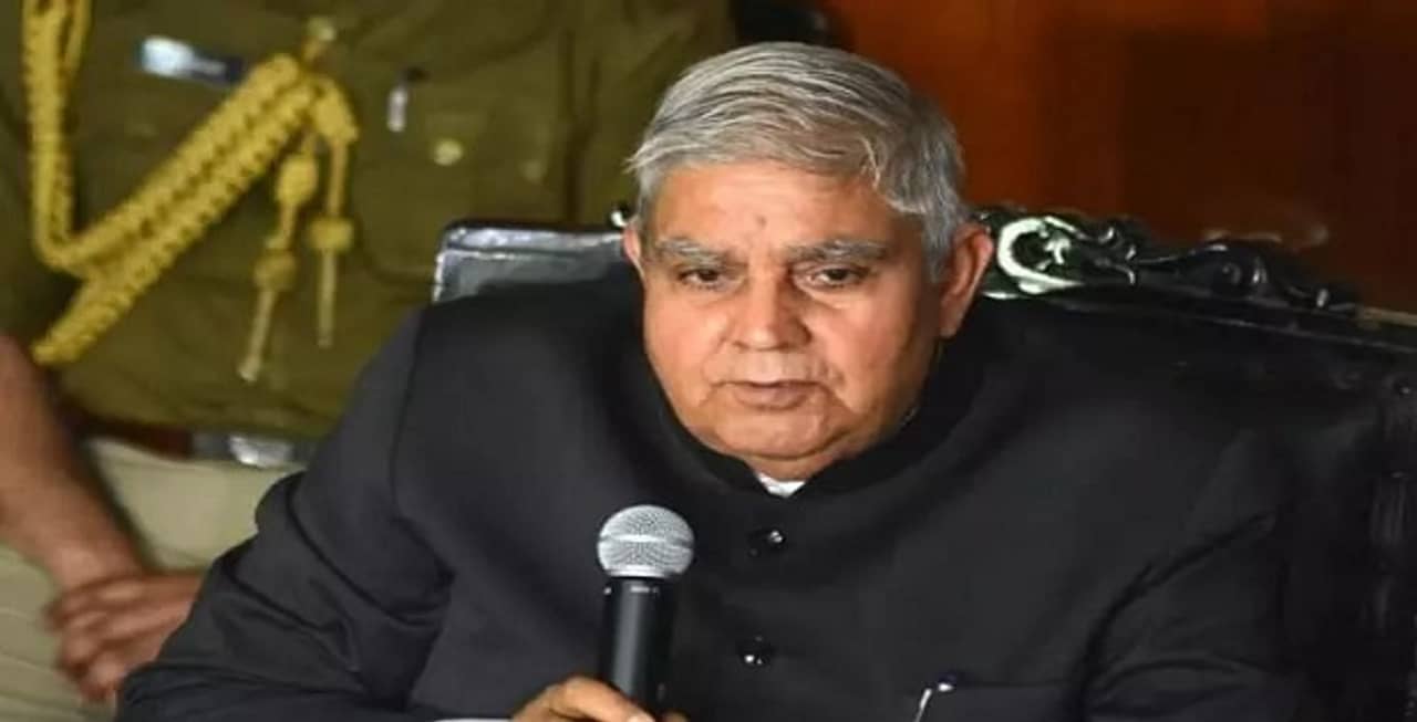 আইনের চোখে যে পলাতক, সমাজের চোখেও সে পলাতক, বিমল গুরুং প্রসঙ্গে মুখ খুললেন রাজ্যপাল