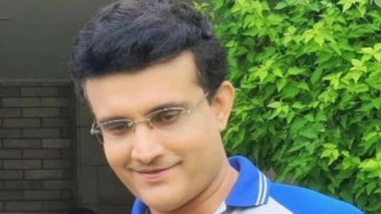 দাদা একেবারে চাঙ্গা রয়েছেন, সন্ধ্যায় খেলেন চা-বিস্কুট, নৈশাহারে চিকেন স্যুপ-টোস্ট