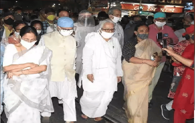 ধর্মঘট রাজ্যের তৃণমূল-বিজেপি আঁতাত স্পষ্ট করবে, সুর চড়ালেন বিমান বসু ধর্মঘট রাজ্যের তৃণমূল-বিজেপি আঁতাত স্পষ্ট করবে, সুর চড়ালেন বিমান বসু