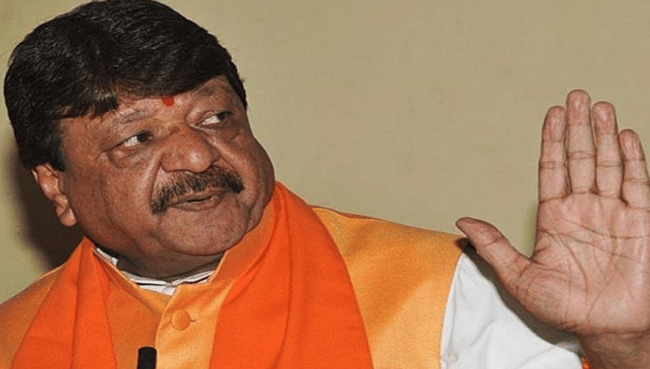 দলিত তাস! শিল্পীদের মন পেতে ভাতা দেওয়ার ঘোষণা কৈলাসের