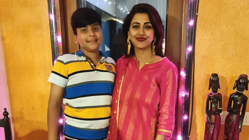 ছেলেকে নিয়ে কোথায় পার্টি করলেন রচনা?