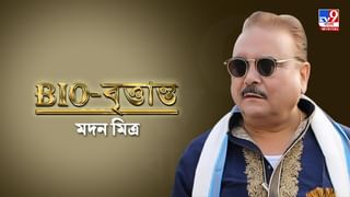 নবদম্পতিকে ‘লক্ষ্য ২০২১ টার্গেট বাংলা’ উপহার বিজেপি নেতার