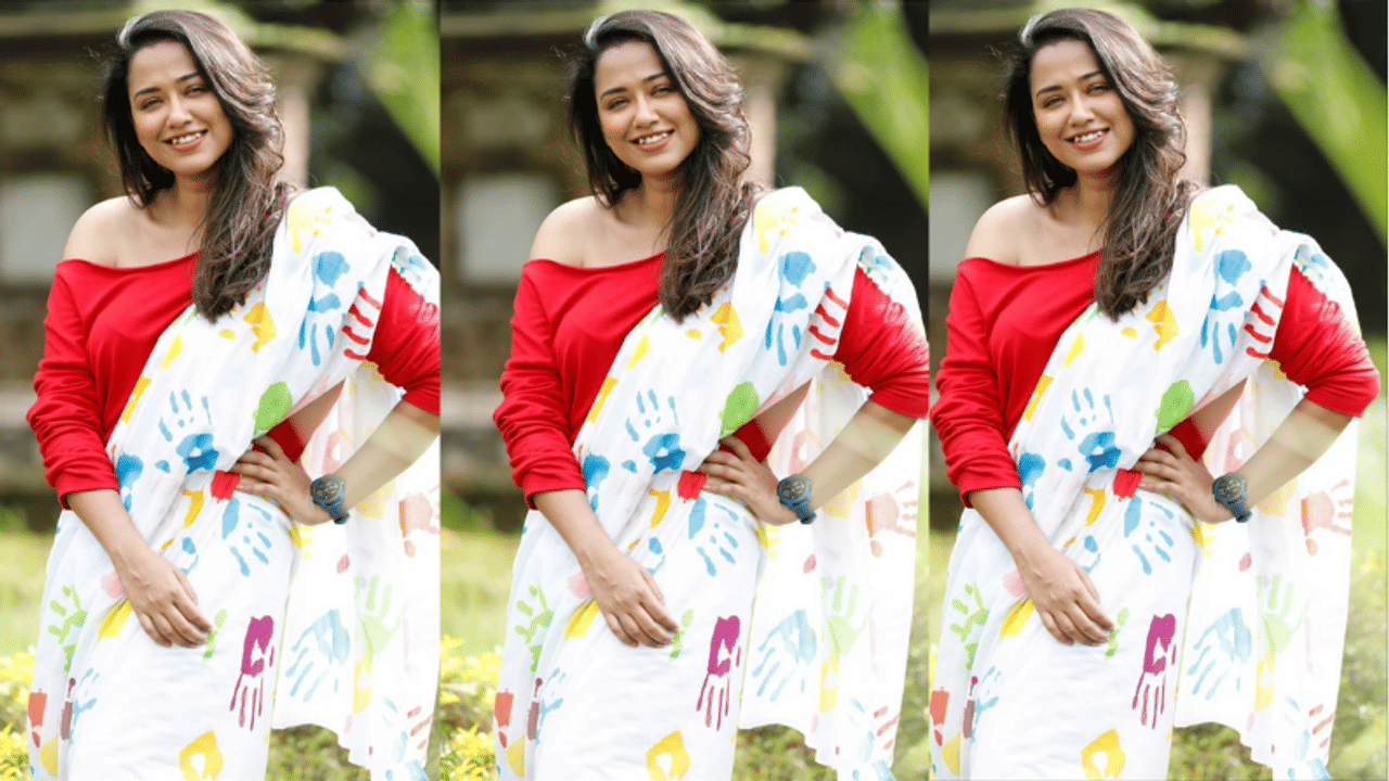 ব্রাঞ্চ হোক বা পার্টি, কেমন ব্লাউজ পরবেন?