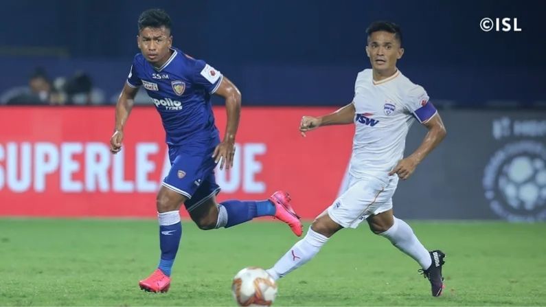 দক্ষিণের ডার্বিতে চেন্নাইয়ান এফ সি (Chennaiyin FC) -কে হারিয়ে ৩ পয়েন্ট তুলে নেয় বেঙ্গালুরু এফ সি (Bengaluru FC)।