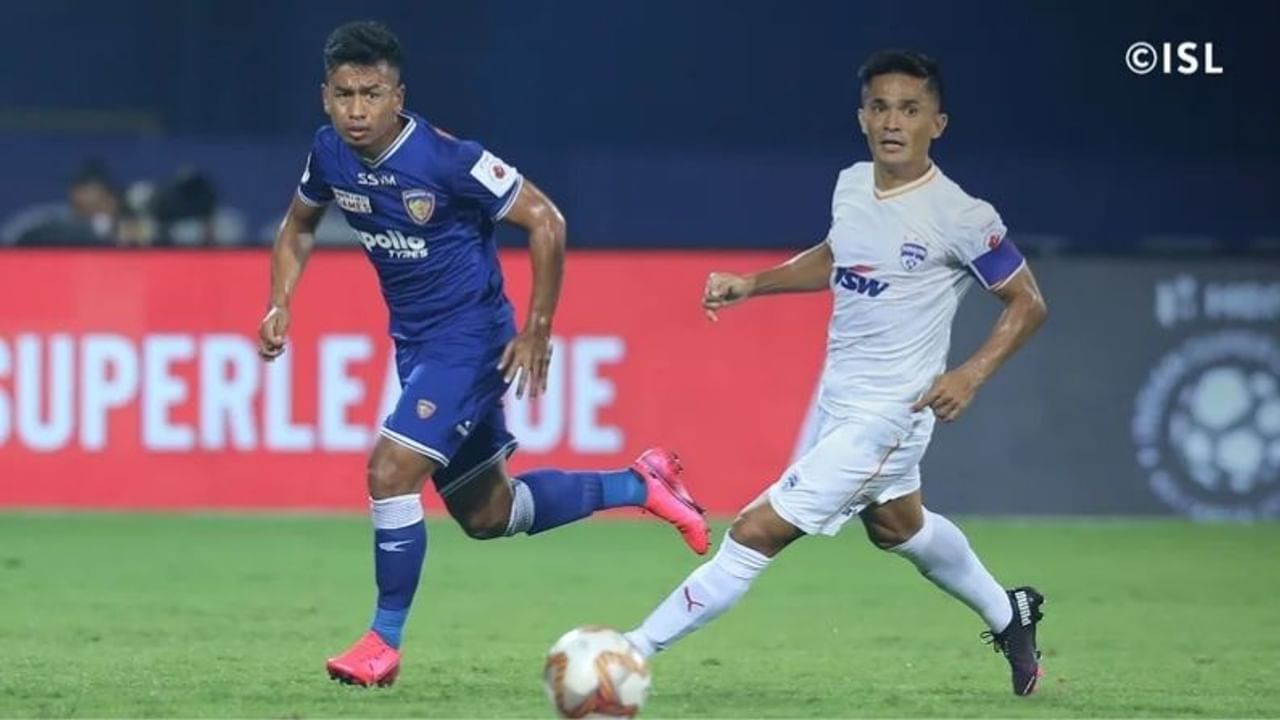 দক্ষিণের ডার্বিতে চেন্নাইয়ান এফ সি (Chennaiyin FC) -কে হারিয়ে ৩ পয়েন্ট তুলে নেয় বেঙ্গালুরু এফ সি (Bengaluru FC)।