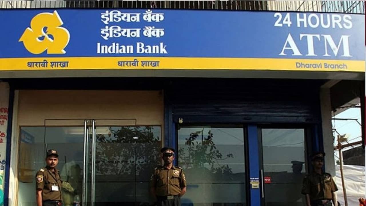 করোনা পরিস্থিতিতে রাজ্যে ৫০% কর্মী নিয়ে কাজ হবে ব্যাঙ্কে, বদলাতে পারে টাইমিং-ও