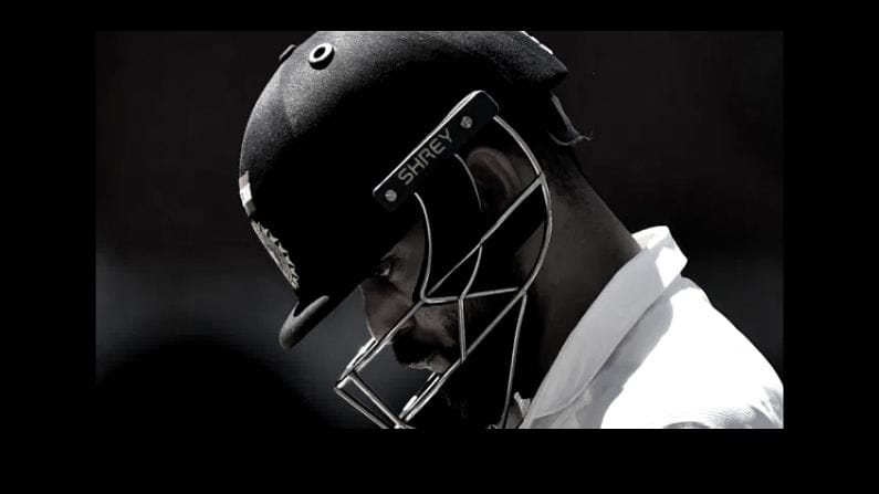 ২০২০ সালের শেষে লজ্জায় মুখ ঢাকল ভারতীয় ক্রিকেট। অস্ট্রেলিয়ার বিরুদ্ধে ৩৬ রানে অল আউট বিরাটের দল। ভারতীয় ক্রিকেট ইতিহাসের সর্বনিম্ন স্কোর। অ্যাডিলেডের পিঙ্ক বল টেস্ট ভারতীয় ক্রিকেটের ব্ল্যাক টেস্ট। গত ৬৫ বছরে অস্ট্রেলিয়ার মাটিতে কোনও টিম এত কম রানে অল আউট হয়নি। (ছবি-টুইটার)