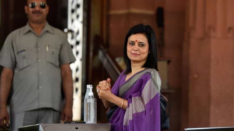 দু'পয়সার বিতর্ক: 'সঠিক' মন্তব্যে অনড় মহুয়া, 'ক্ষমা' চাইলেন মিমে দু'পয়সার বিতর্ক: 'সঠিক' মন্তব্যে অনড় মহুয়া, 'ক্ষমা' চাইলেন মিমে