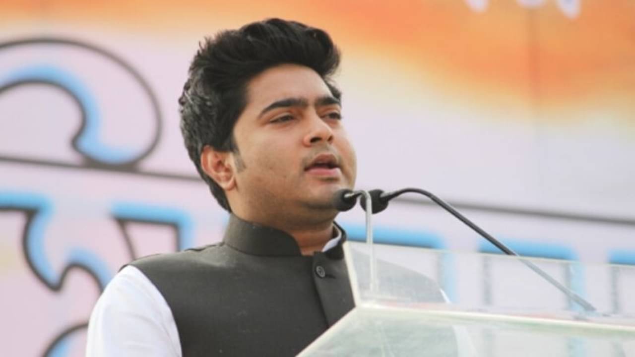 তুমিও মানুষ, আমিও মানুষ, তফাৎ শুধু শিরদাঁড়ায়, শাহকে বিঁধলেন অভিষেক