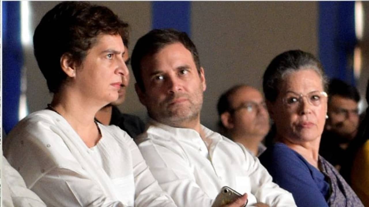 বিক্ষুব্ধদের সঙ্গে বৈঠকের পর ৪ রাজ্যে সাংগঠনিক বদল আনছে কংগ্রেস