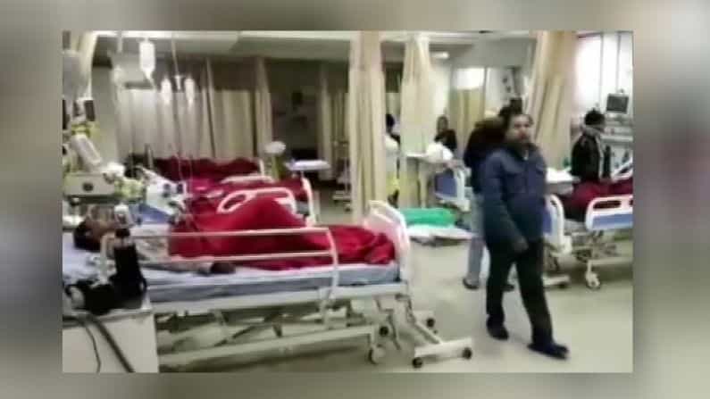 প্রয়াগরাজে ইফকো প্ল্যান্টে গ্যাস লিক, মৃত ২, অসুস্থ কমপক্ষে ১৫ প্রয়াগরাজে ইফকো প্ল্যান্টে গ্যাস লিক, মৃত ২, অসুস্থ কমপক্ষে ১৫