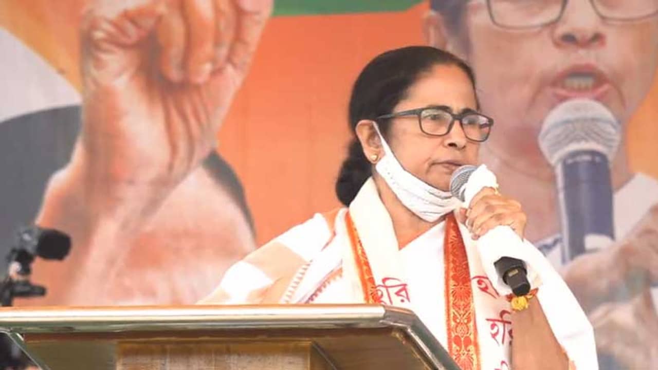 উন্নয়নে অনেক কিছু করেছি, আমি কথা দিয়ে কথা রাখি, মতুয়াদের মাঝে মমতা