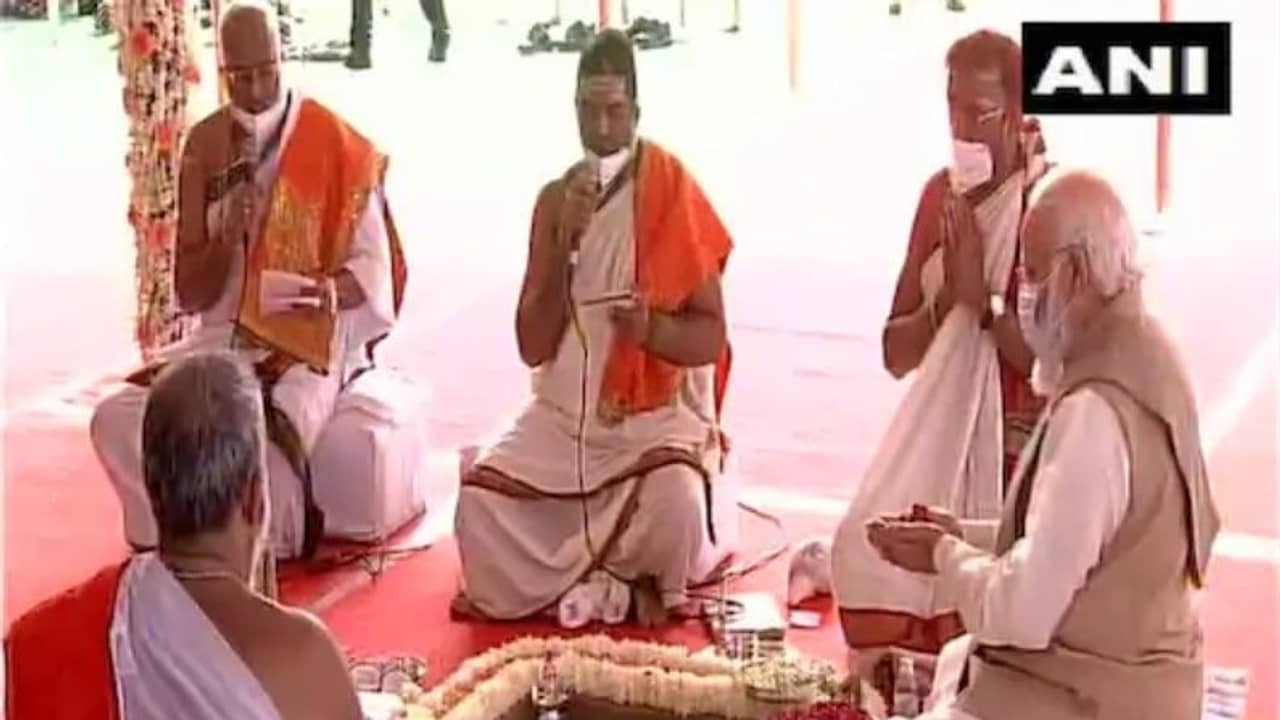 তৈরি হবে ১,০০০ কোটি টাকার নতুন সংসদ ভবন! শিলান্যাস করলেন মোদী