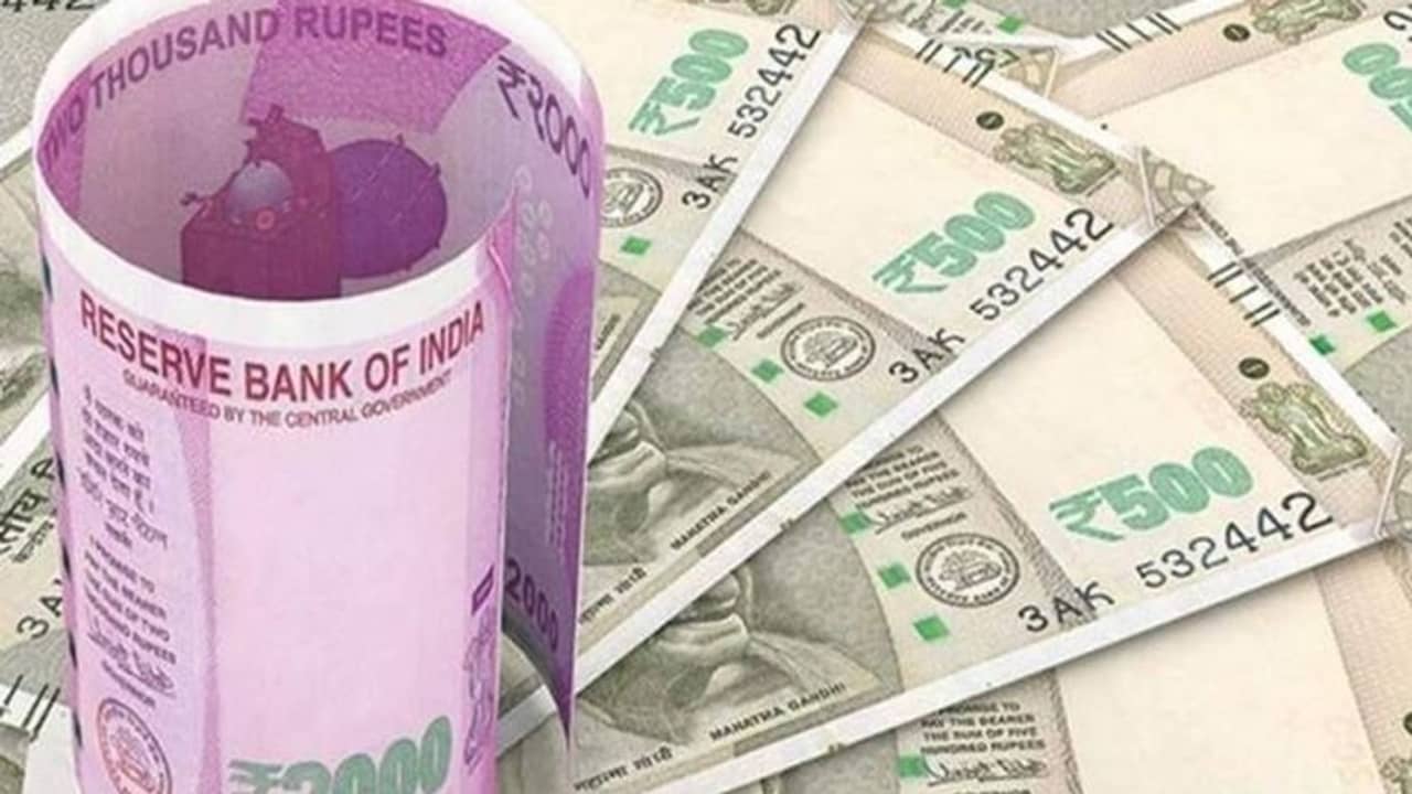 ১ বছরের ফিক্সড ডিপোজিটে দারুণ সুদ! কোন ব্যাঙ্কে সবচেয়ে বেশি লাভ?