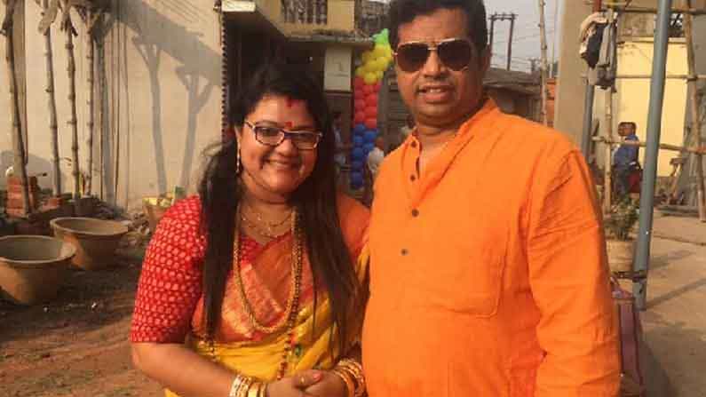 'কে বলতে পারে সৌমিত্র খাঁ টিএমসি-তে যোগ দেবেন না!' তৃণমূলে এসেই জল্পনা উস্কালেন স্ত্রী