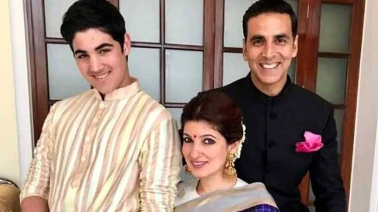 ছেলের ফোনে কী নামে সেভ রয়েছে টুইঙ্কলের নম্বর?