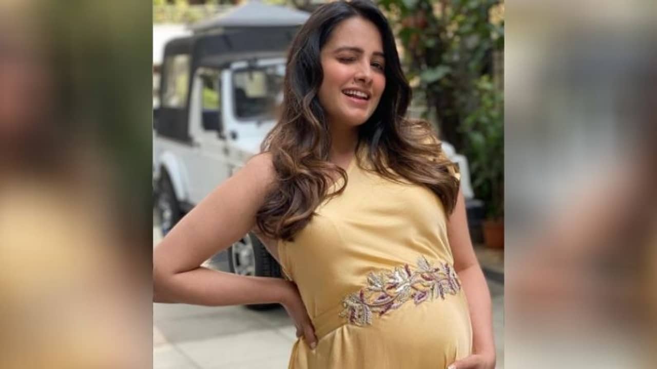 ইচ্ছেপূরণ, সাধ খেলেন নাগিন অনিতা হাসনন্দানি