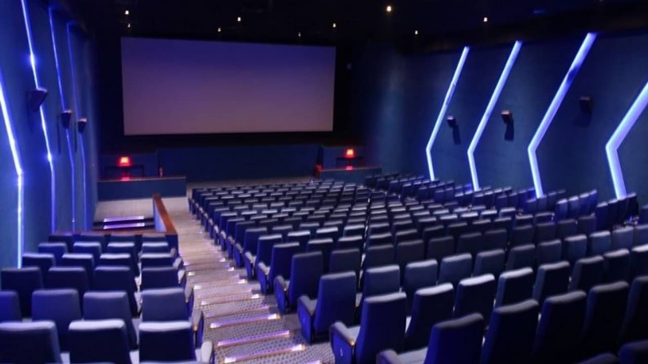 সিনেমা হল-সুইমিং পুলে শিথিল নিয়ম, নয়া নির্দেশিকা কেন্দ্রের