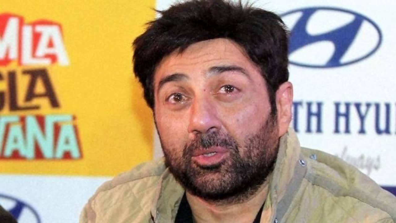 বলিউডে ফের করোনার হানা, আক্রান্ত সানি দেওল