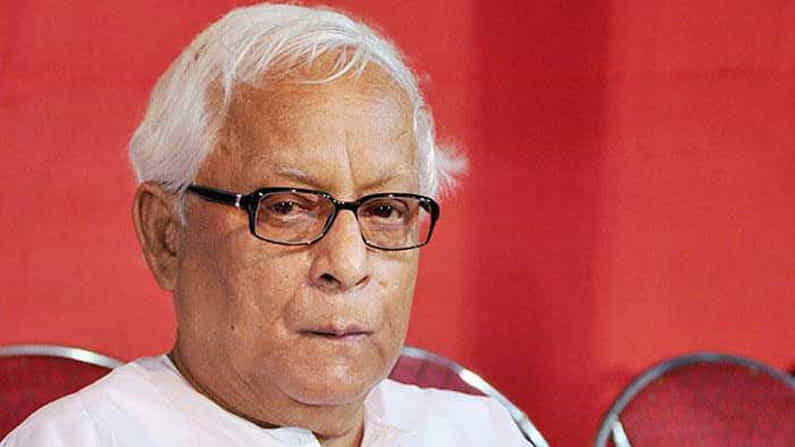 আপডেট: কথা বললে বুঝতে পারছেন, নাড়ছেন হাত-পা, শ্বাস-প্রশ্বাস স্বাভাবিক বুদ্ধদেবের