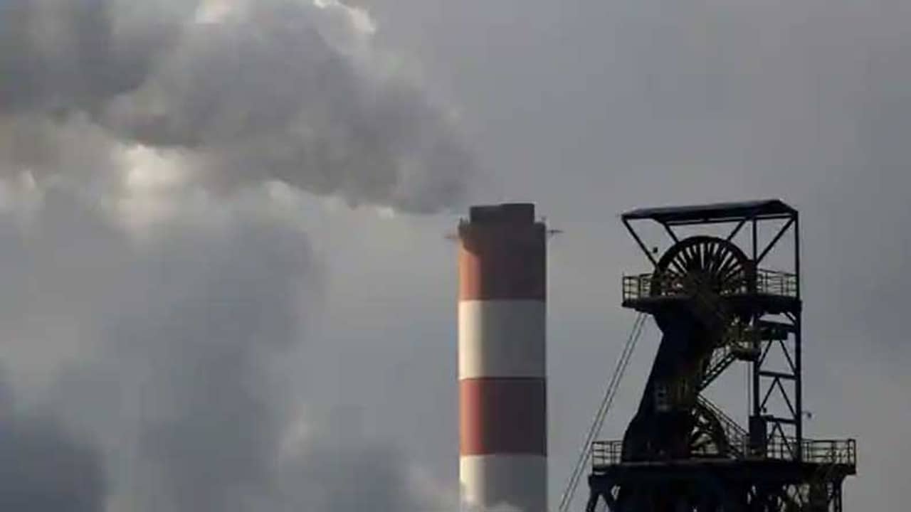 কয়লাকাণ্ডে আইপিএসের পর এ বার সিবিআইয়ের স্ক্যানারে আইএএস, নজরে জেলাশাসকরা