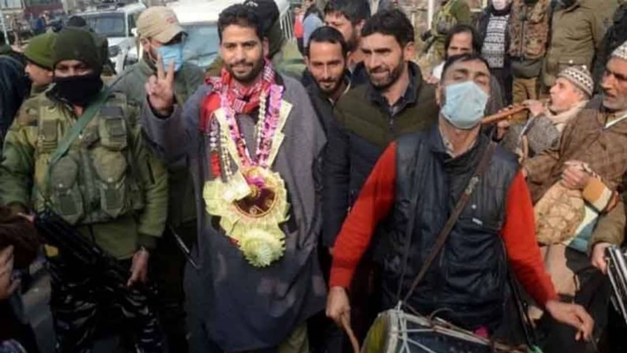 জম্মুতে গেরুয়া ঝড়, তবে উপত্যকাতে জয়লাভ গুপকরেরই