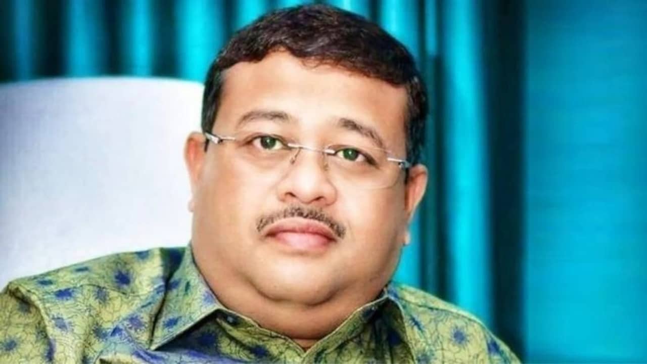 পথ দুর্ঘটনার কবলে সাংসদ দিব্যেন্দু অধিকারী, অল্পের জন্য রক্ষা!