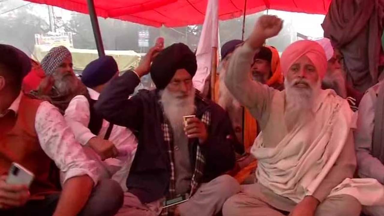 কৃষকরা আন্দোলন চালিয়ে গেলে প্রস্তুত কেন্দ্রও!