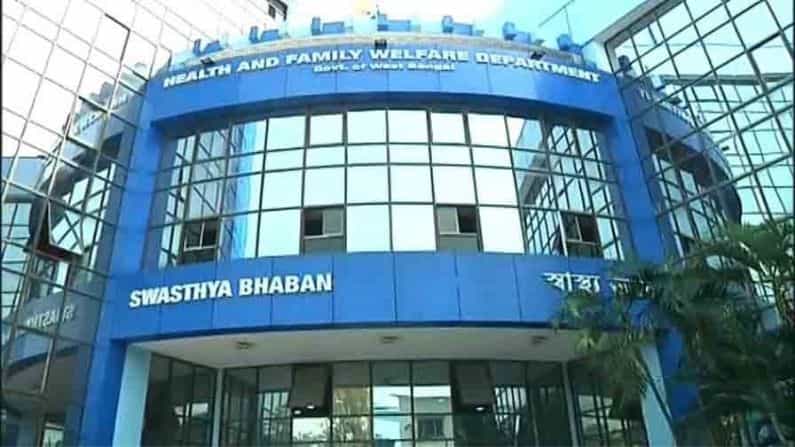 পোর্টাল-বিভ্রাটের মধ্যেই দ্বিতীয় দফার টিকাকরণে জোর কেন্দ্রের, মেপে পা রাজ্যের পোর্টাল-বিভ্রাটের মধ্যেই দ্বিতীয় দফার টিকাকরণে জোর কেন্দ্রের, মেপে পা রাজ্যের