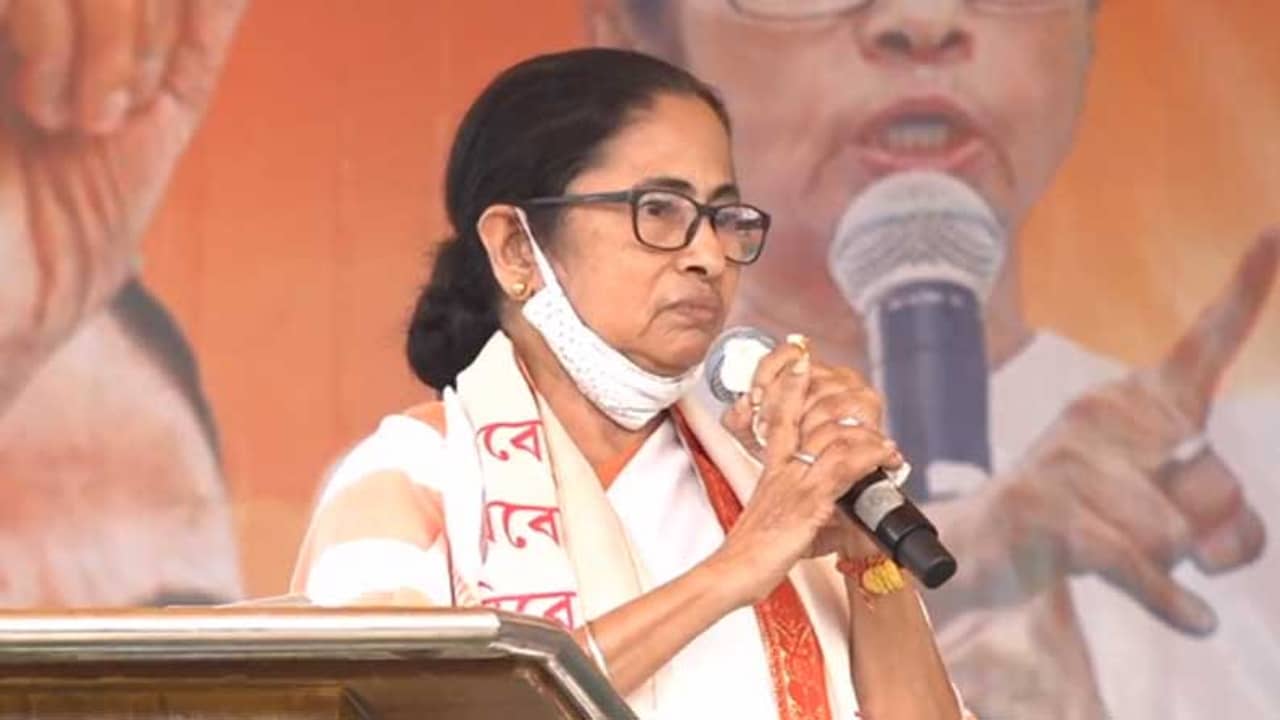 অভিমানী মমতা: সবকিছু করুন, আমাকে দু:খ দেবেন না