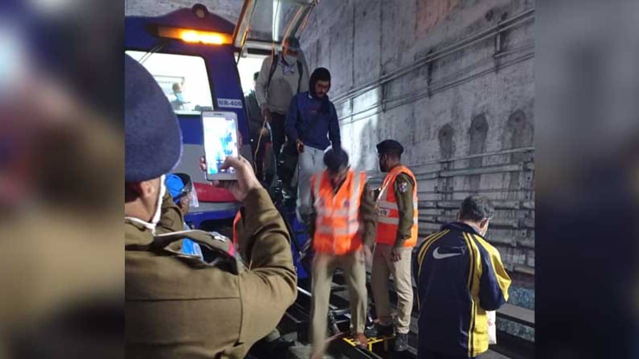 দমদম সরগরম, রেলের জমিতে উদ্বাস্তু কলোনি উচ্ছেদ ঘিরে উত্তেজনা