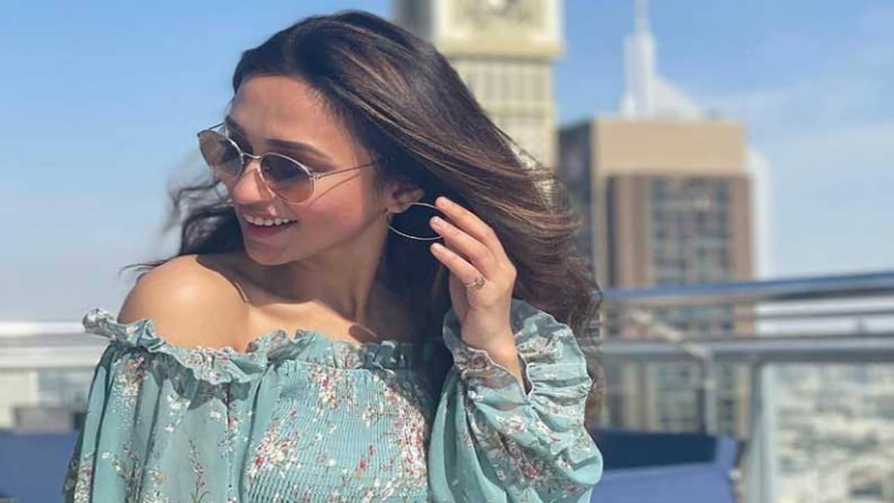 বছর শেষে দুবাইতে ছুটি কাটাচ্ছেন মিমি, ইনস্টাগ্রামে ভাইরাল অভিনেত্রীর ভ্যাকেশন মুড