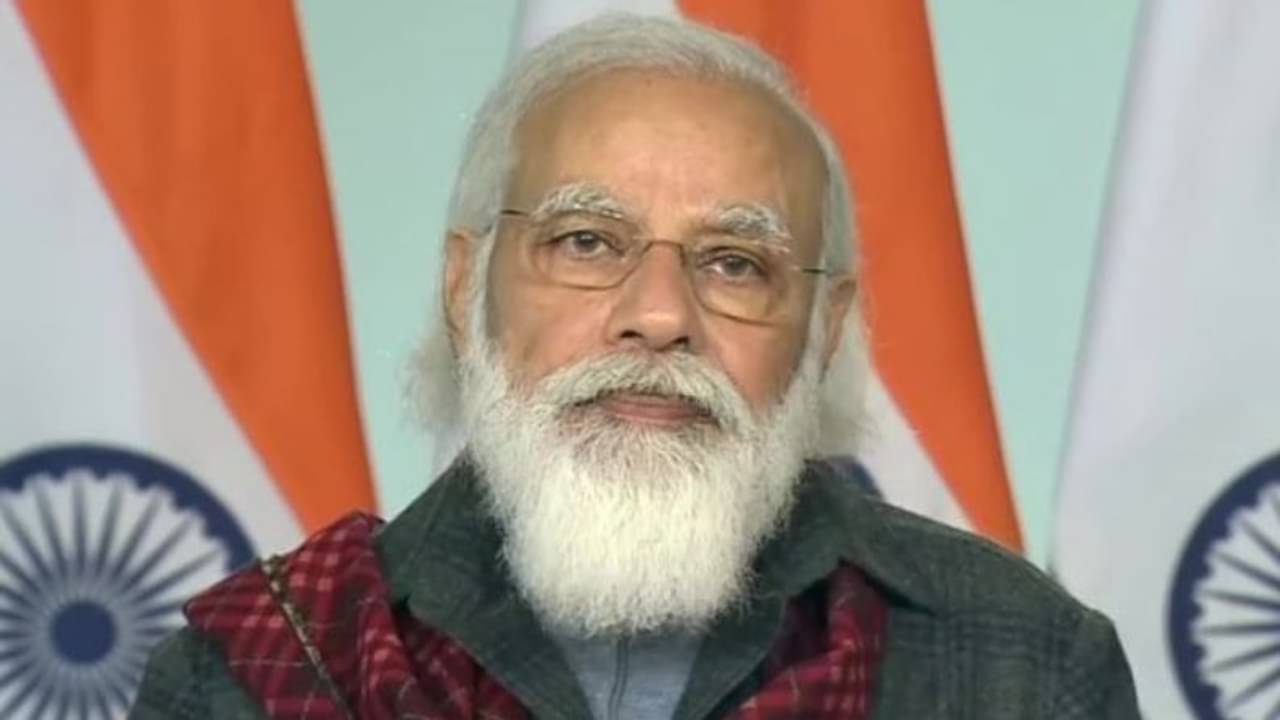 গণতন্ত্রের বৃহত্তম শত্রু পরিবারতন্ত্র উপড়ে ফেলুন, যুবাদের আহ্বান নমোর