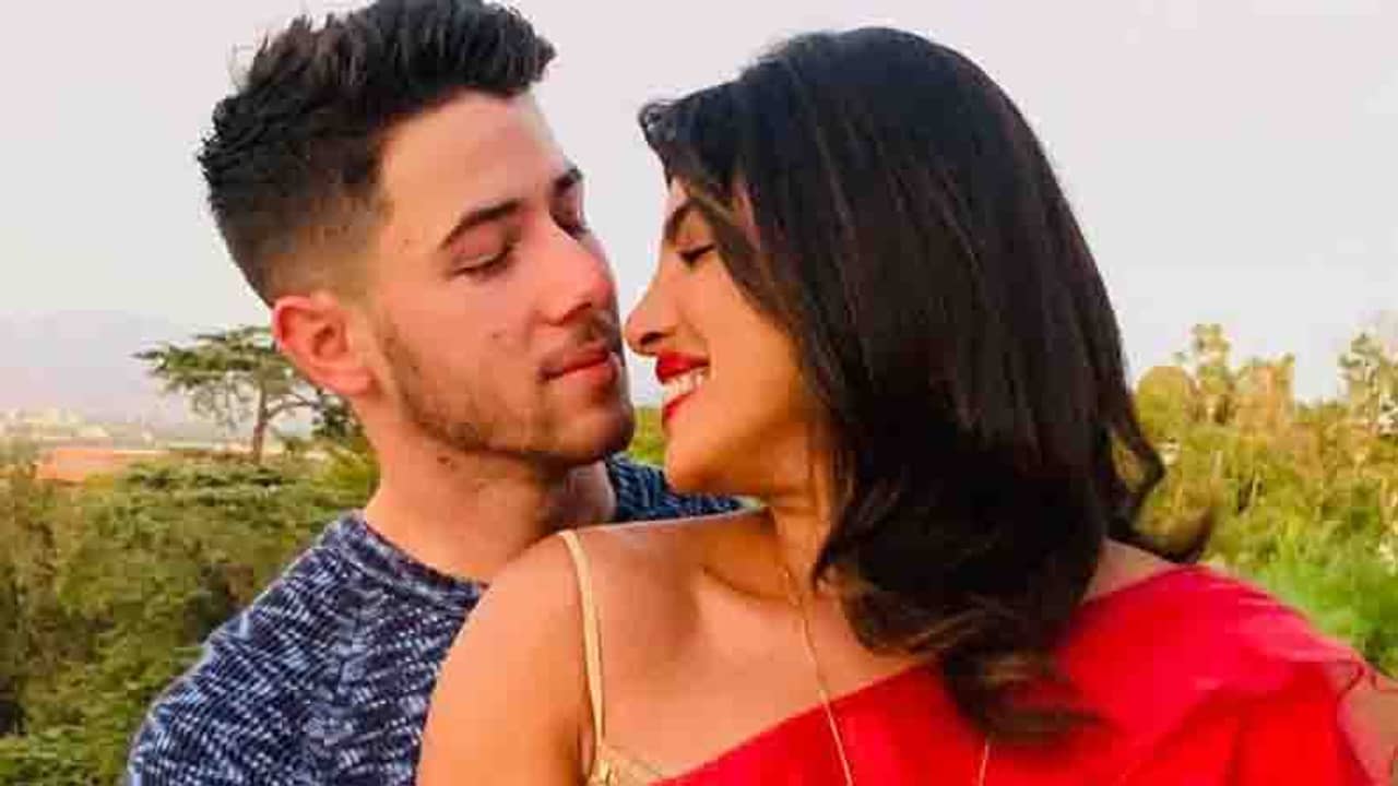 ‘তুমি আমার দুর্বলতা’, নিককে একথা কেন বললেন প্রিয়ঙ্কা?