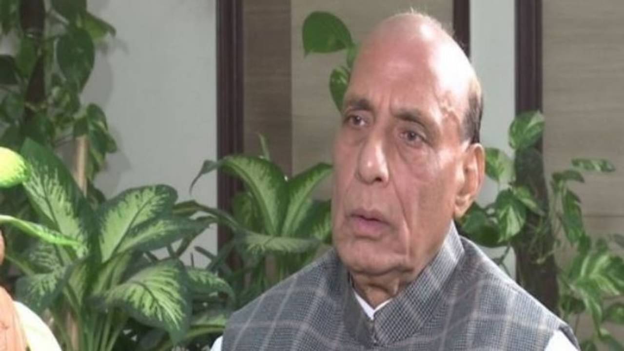 বিয়ের জন্য ধর্মান্তকরণকে সমর্থন করি না, সাফ জবাব রাজনাথের