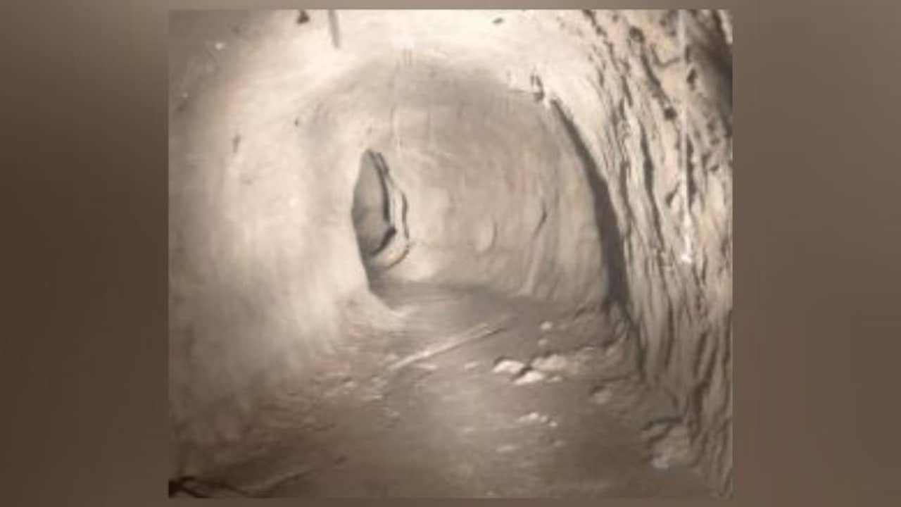 জম্মু-কাশ্মীর সীমান্তে ফের পাক সুড়ঙ্গের খোঁজ পেল বিএসএফ