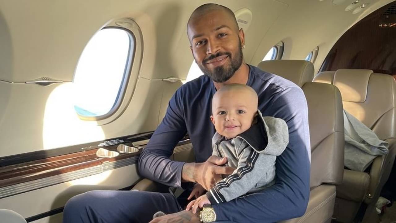 হার্দিকের বিমানসঙ্গী ছমাসের অগস্ত্য