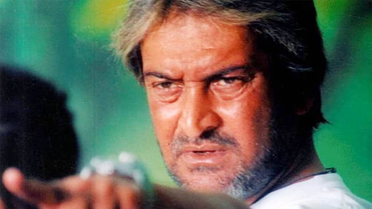 জনৈক ব্যক্তির গায়ে হাত তুললেন অভিনেতা মহেশ মাঞ্জেরেকর: দেখুন ভিডিও