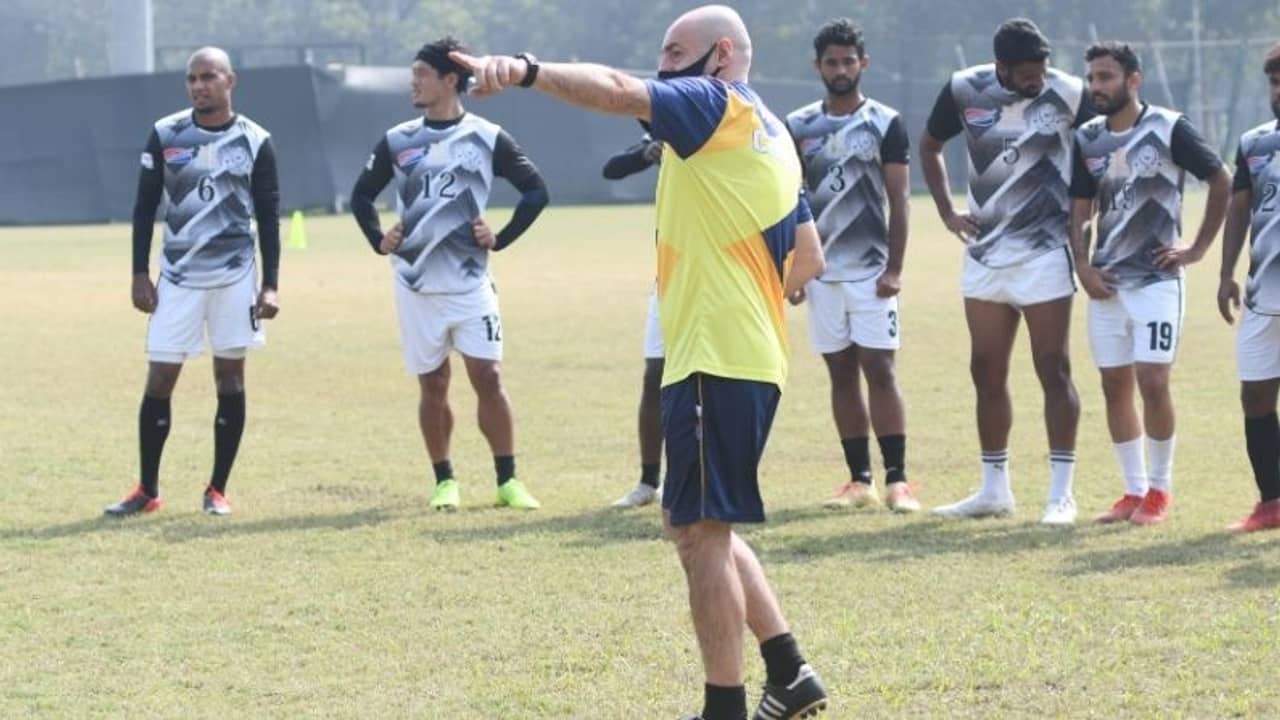 রবিবার জয়ে ফিরতে মরিয়া মহমেডান স্পোর্টিং