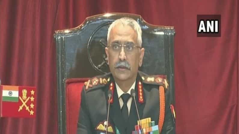 ভারতীয় জওয়ানদের হাতে আসছে উন্নত প্রযুক্তি! চিন, পাকিস্তানকে কড়া হুঁশিয়ারি সেনাপ্রধানের ভারতীয় জওয়ানদের হাতে আসছে উন্নত প্রযুক্তি! চিন, পাকিস্তানকে কড়া হুঁশিয়ারি সেনাপ্রধানের