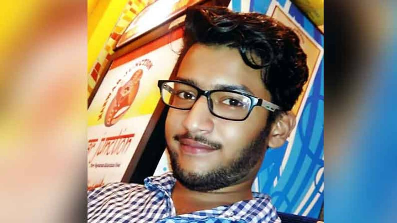 বছরের প্রথম দিন বাড়ি থেকে বান্ধবীকে নিয়ে বেরিয়েছিলেন, ফিরল যুবকের রক্তাক্ত নিথর দেহ!