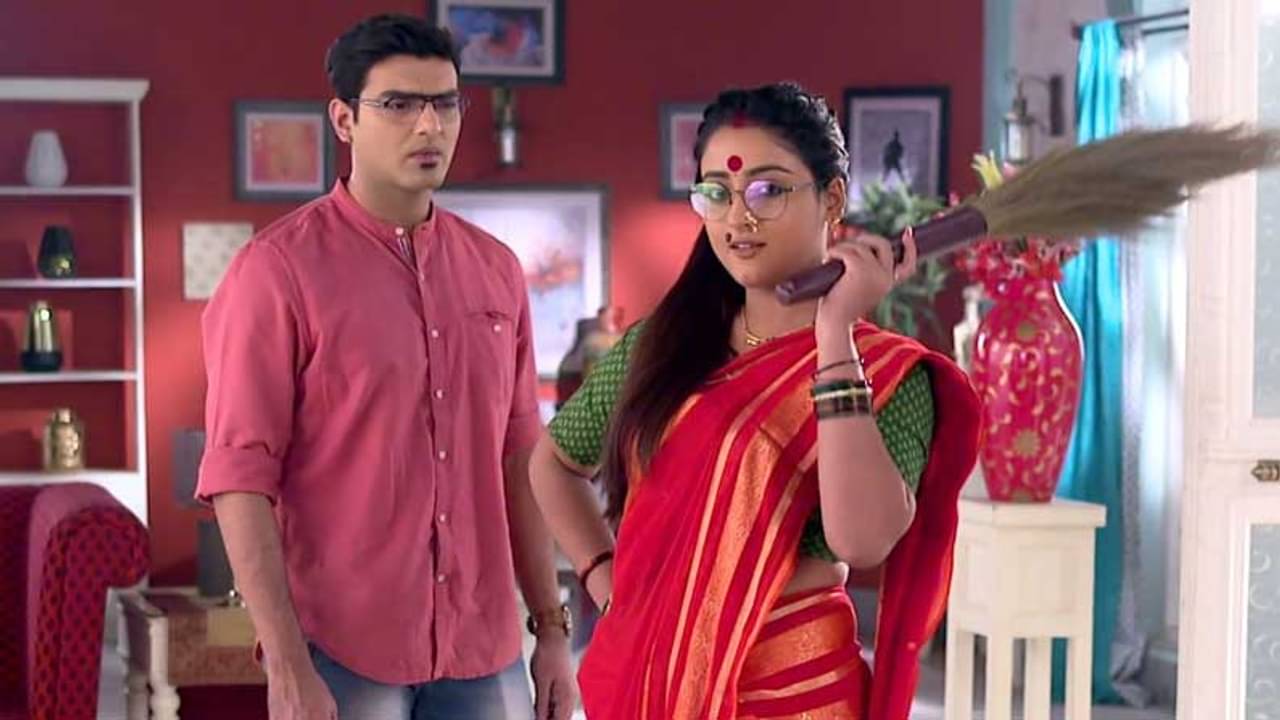 ‘আলো ছায়া’র পুষ্পা বাঈকে কীভাবে তৈরি করলেন দেবাদৃতা?