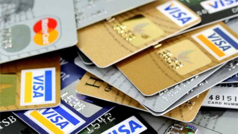 SBI Credit Card: ডিসেম্বর থেকেই ইএমআইয়ে বাড়তি টাকা কাটবে এসবিআই ক্রেডিট কার্ড