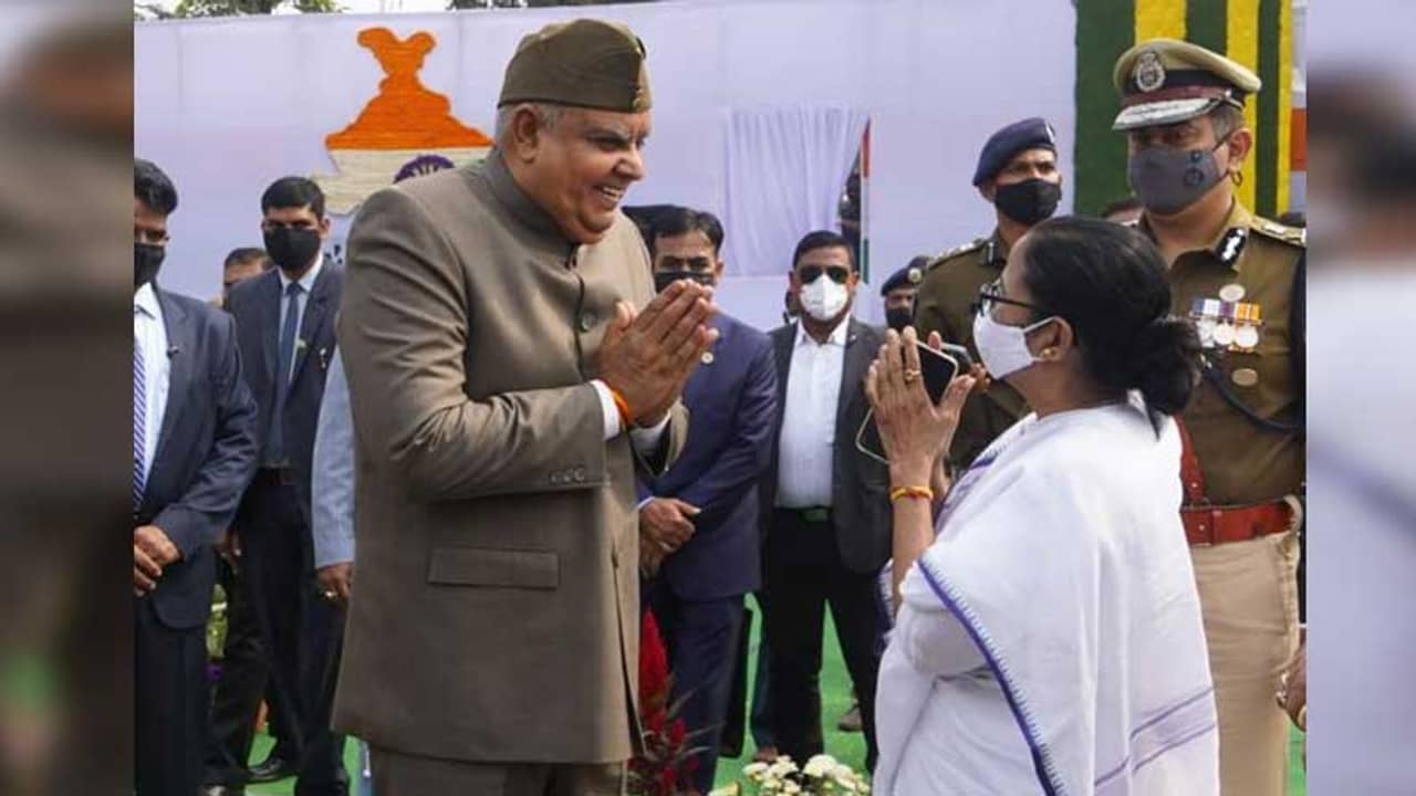 প্রজাতন্ত্র দিবসের কুচকাওয়াজেও দুয়ারে সরকার