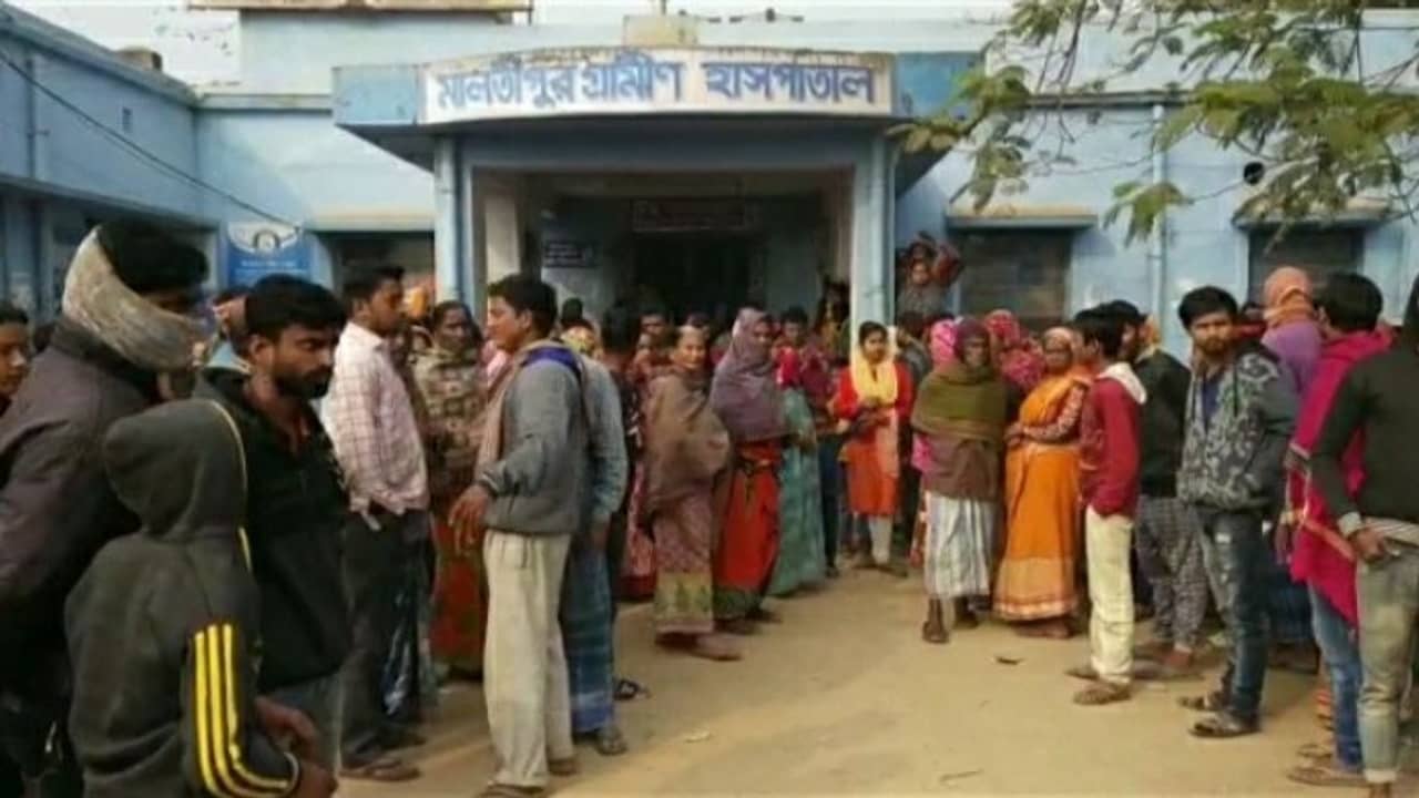 কন্যাসন্তান হওয়ায় মানসিক চাপ! দুই মেয়েকে জলে ডুবিয়ে খুন করল মা!