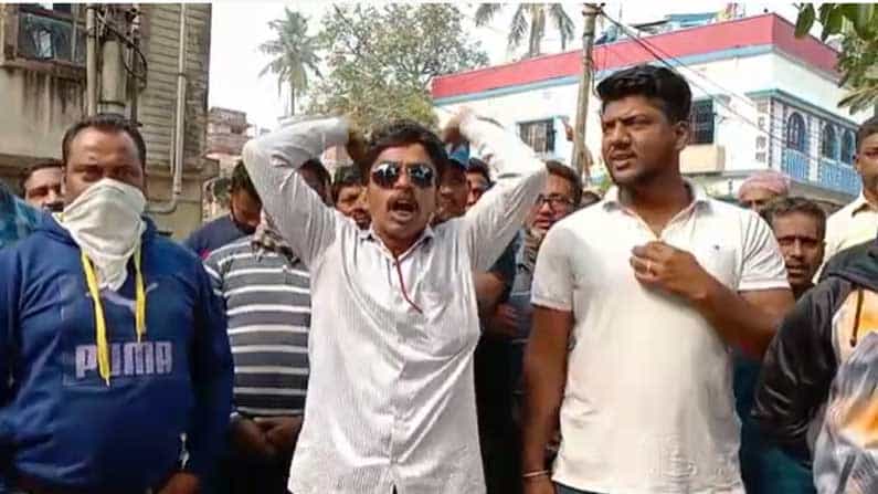 দলীয় কর্মীকে তুলে নিয়ে গিয়ে 'মার', নিমতা থানা ঘেরাও বিজেপির