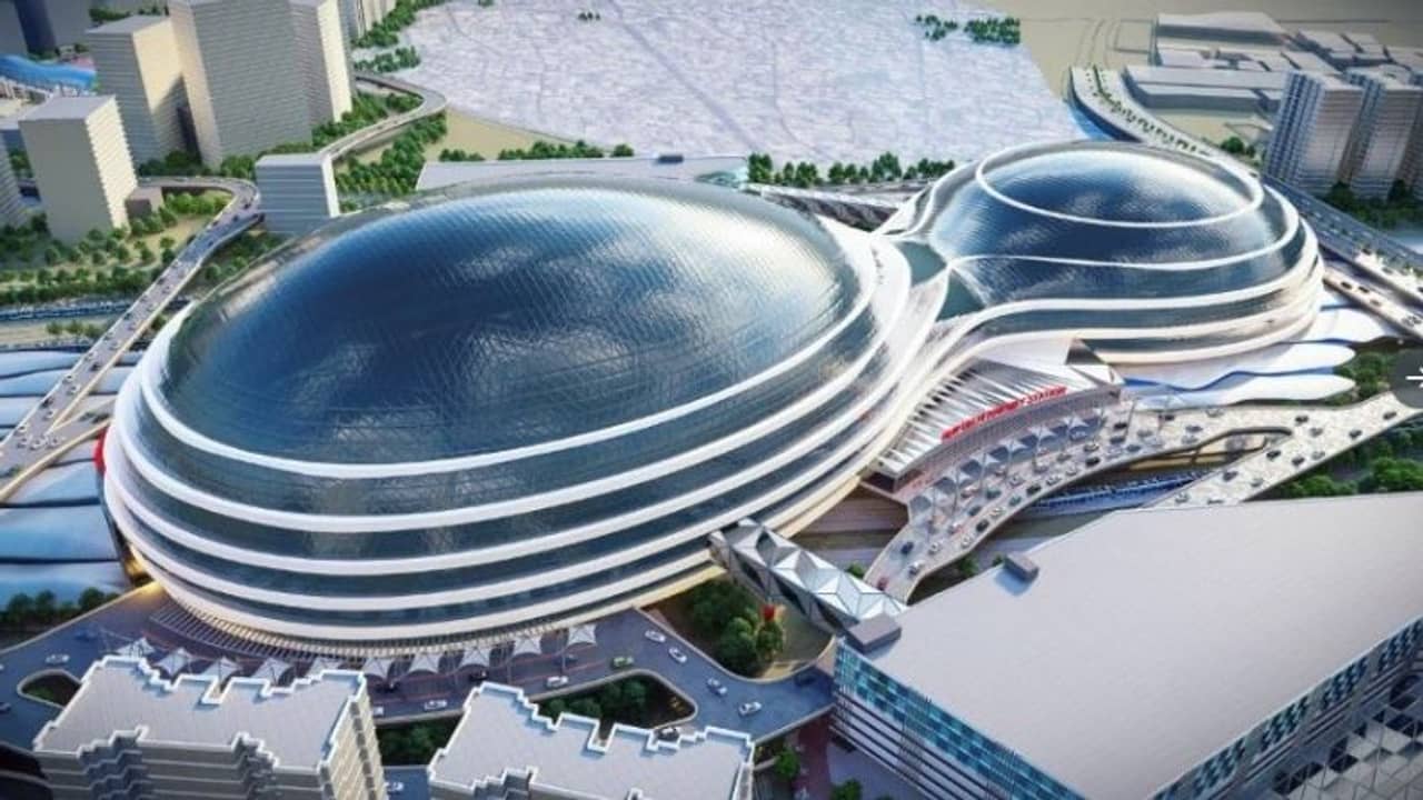 শতবর্ষের আগেই ভোল বদলাবে দিল্লি রেলস্টেশন, অত্যাধুনিক ডিজাইনের ছবি দেখালেন রেলমন্ত্রী