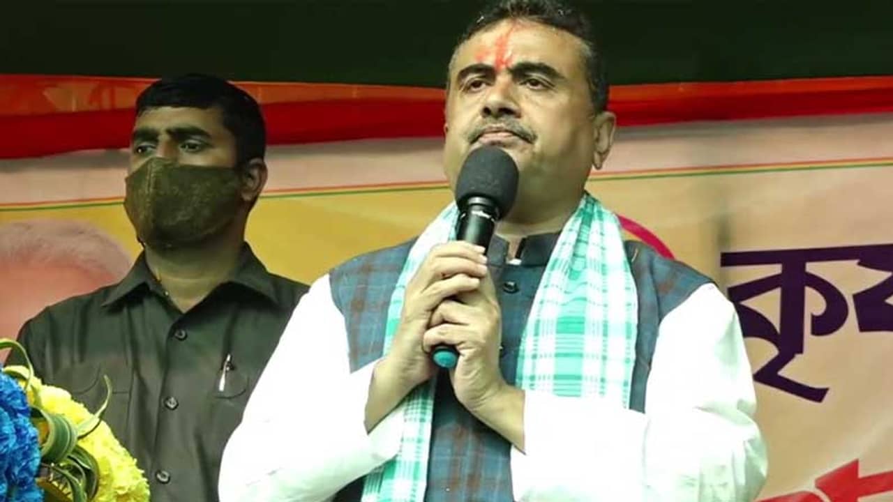 শুভেন্দুর সভার আগে বারুইপুরে উত্তেজনা, বিজেপির পতাকা ফেলা হল খালে
